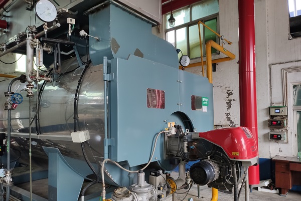 Automatic oil fired boiler
